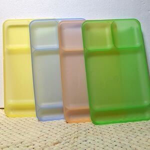 Tupperware pastel colors TV trays set of 4